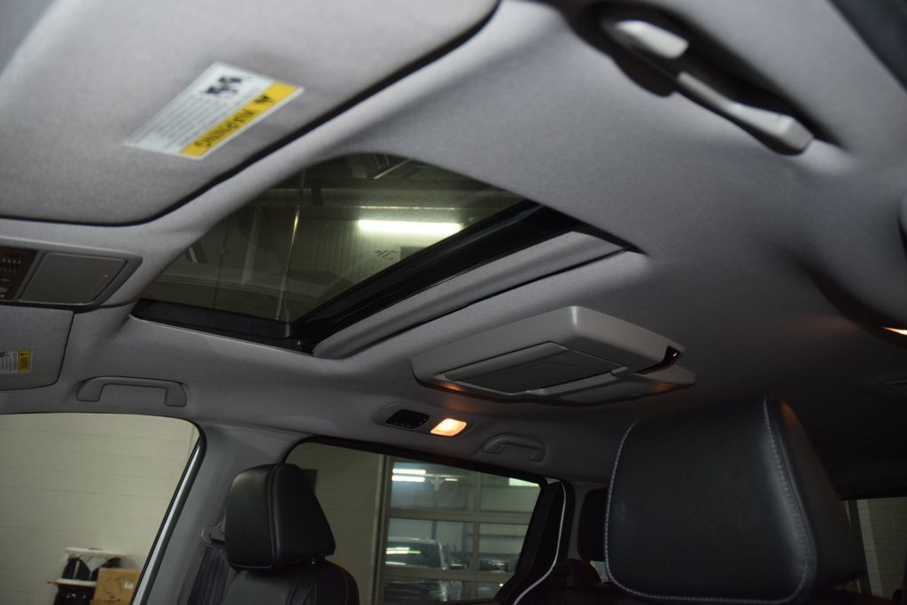 2024 Honda Odyssey Touring Automatic - 23038349 - 40