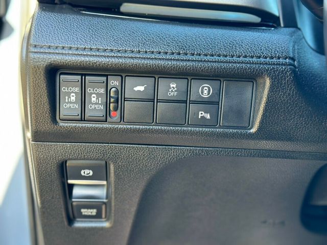 2024 Honda Odyssey Touring Automatic - 22936941 - 35