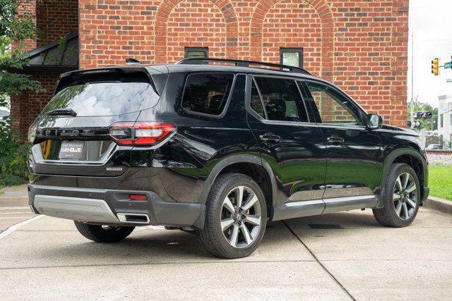 2024 Honda Pilot LocalTrade/Touring/AWD/PanoramicRoof/HeatedLeatherSeats/NAV - 23049097 - 4