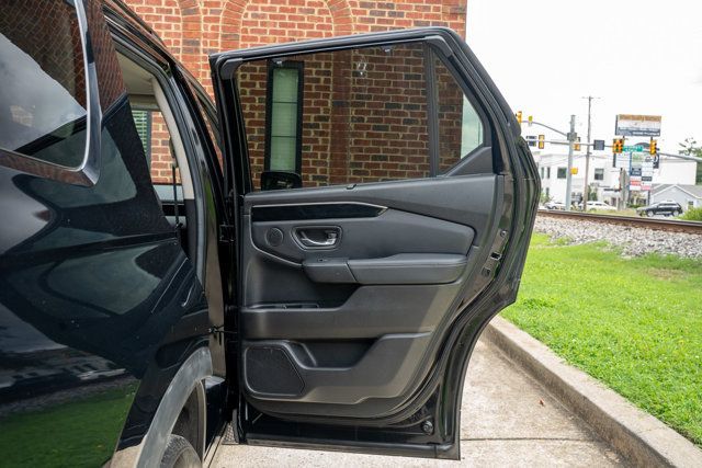 2024 Honda Pilot LocalTrade/Touring/AWD/PanoramicRoof/HeatedLeatherSeats/NAV - 23049097 - 49
