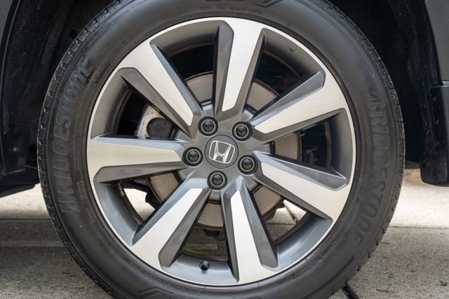 2024 Honda Pilot LocalTrade/Touring/AWD/PanoramicRoof/HeatedLeatherSeats/NAV - 23049097 - 56