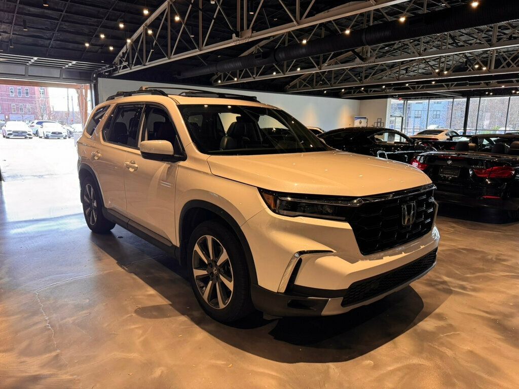 2024 Honda Pilot LocalTrade/Touring/PanoRoof/HtdSeats/AdapCruise/BosePremiumSound - 22967072 - 5