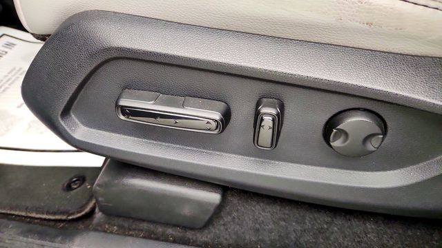 2024 Honda Pilot Touring AWD - 23092856 - 11