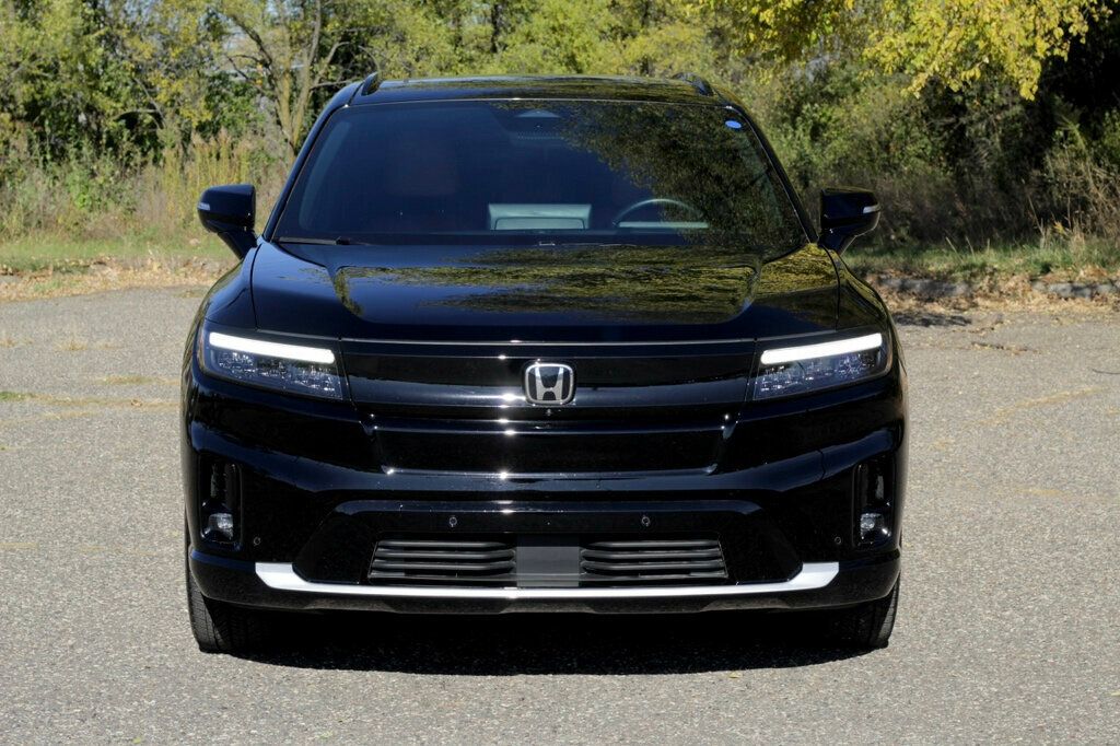 2024 Honda Prologue Elite Touring photo 4