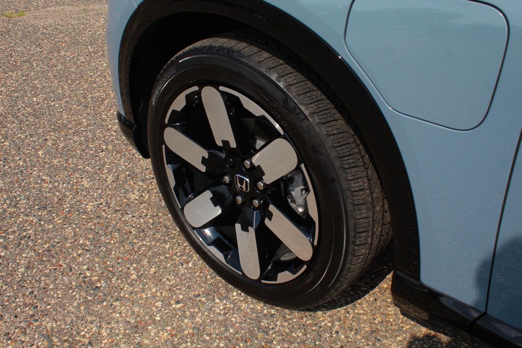 2024 Honda Prologue Elite photo 33