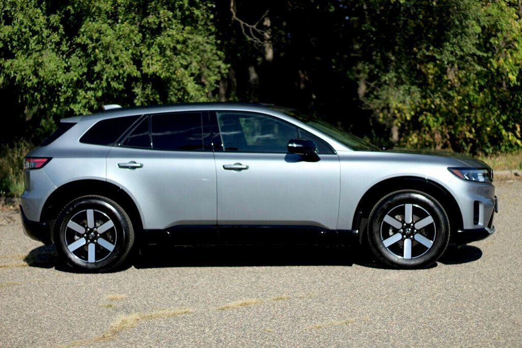 2024 Honda Prologue Touring photo 2