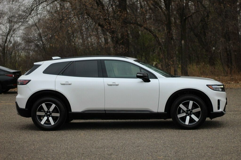 2024 Honda Prologue Touring photo 2