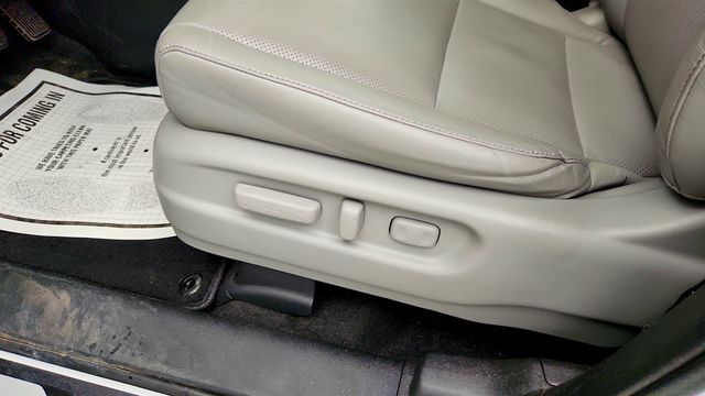 2024 Honda Ridgeline RTL AWD w/ Leather Seats, Honda Sensing & In-Bed Trunk - 23000648 - 10