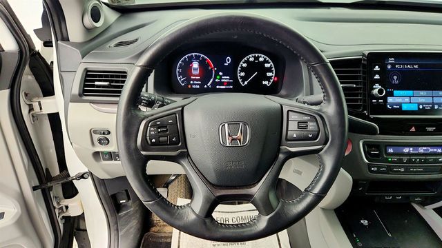 2024 Honda Ridgeline RTL AWD w/ Leather Seats, Honda Sensing & In-Bed Trunk - 23000648 - 12