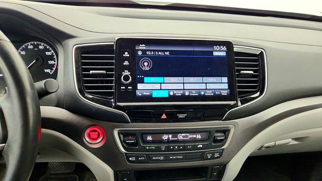 2024 Honda Ridgeline RTL AWD w/ Leather Seats, Honda Sensing & In-Bed Trunk - 23000648 - 16