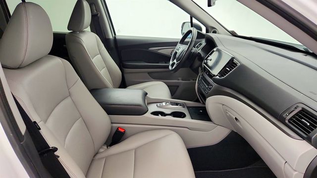 2024 Honda Ridgeline RTL AWD w/ Leather Seats, Honda Sensing & In-Bed Trunk - 23000648 - 21