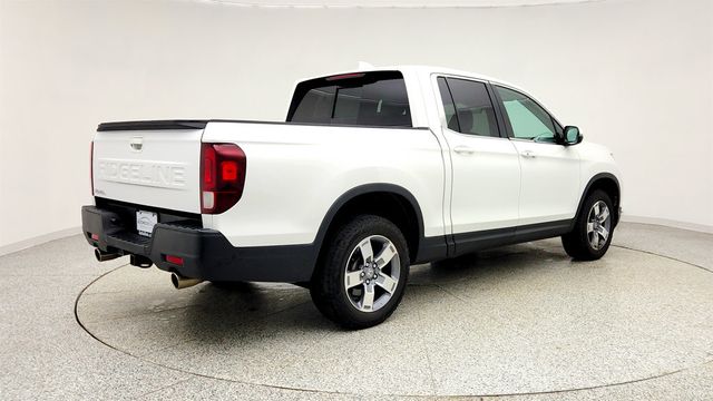 2024 Honda Ridgeline RTL AWD w/ Leather Seats, Honda Sensing & In-Bed Trunk - 23000648 - 4