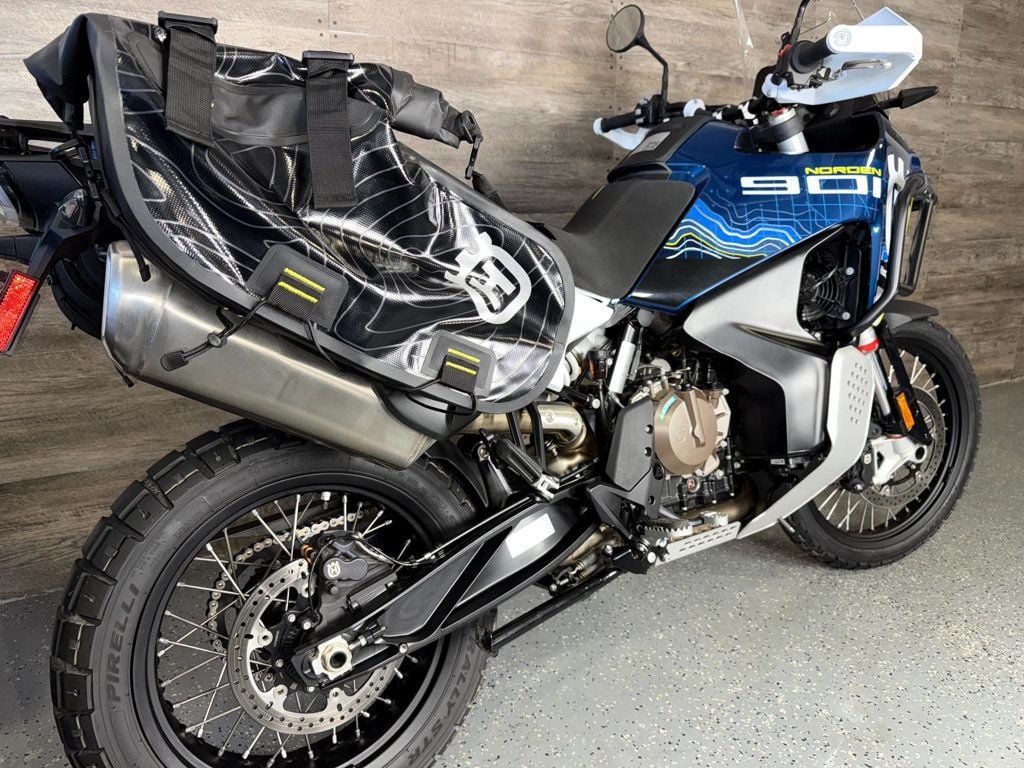 2024 Husqvarna Norden 901 Expedition One Owner! - 22933924 - 2