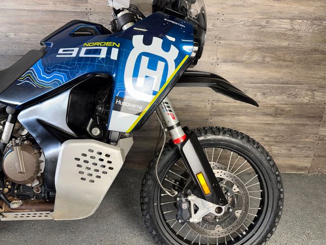 2024 Husqvarna Norden 901 Expedition One Owner! - 23061129 - 4