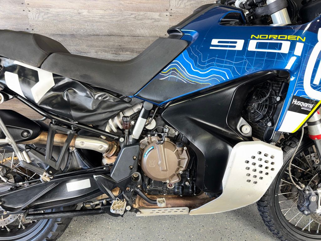 2024 Husqvarna Norden 901 Expedition One Owner! - 23061129 - 5