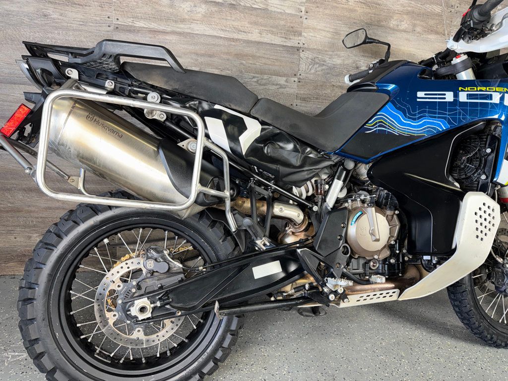 2024 Husqvarna Norden 901 Expedition One Owner! - 23061129 - 7