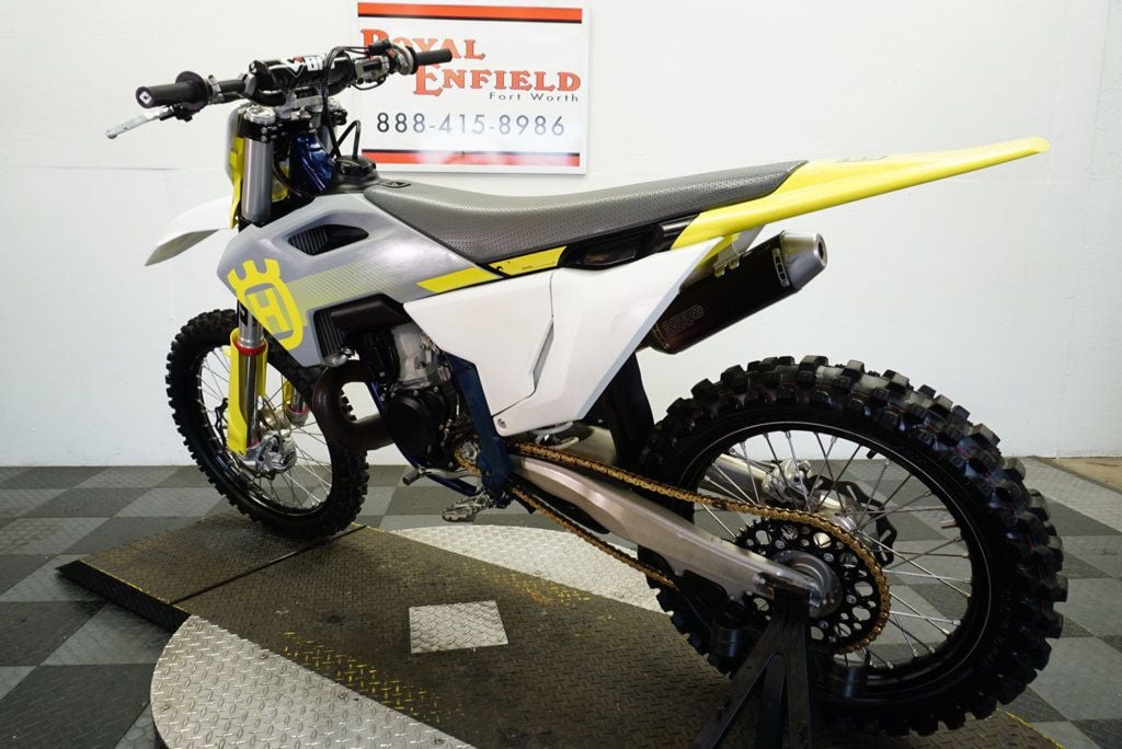 2024 HUSQVARNA TC250 2-STROKE MX BIKE!! - 22513514 - 3