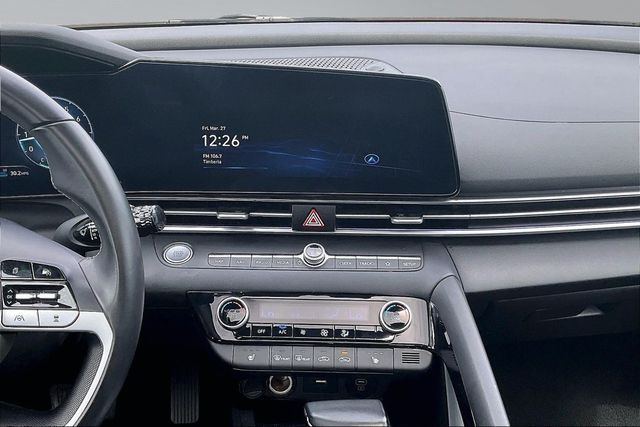 2024 Hyundai Elantra Limited - 22994982 - 24