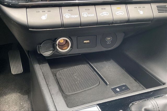 2024 Hyundai Elantra Limited - 22994982 - 25