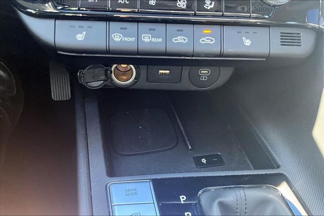 2024 Hyundai Elantra Limited - 23009825 - 29