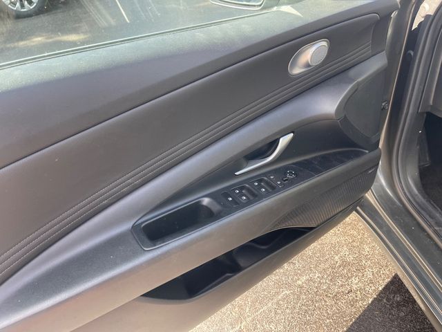 2024 HYUNDAI ELANTRA LIMITED - 23085363 - 9