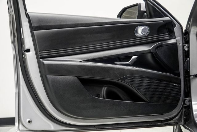 2024 Hyundai Elantra Limited IVT - 22960868 - 32