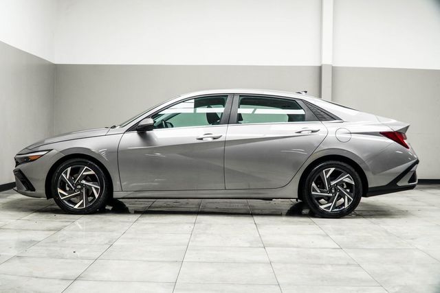 2024 Hyundai Elantra Limited IVT - 22960868 - 8