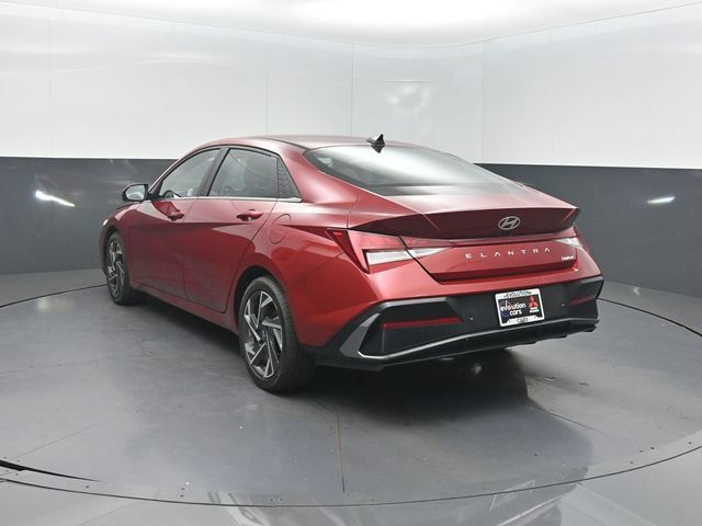 2024 Hyundai Elantra Limited IVT - 23062731 - 26