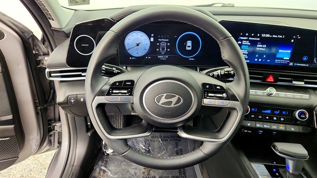2024 Hyundai Elantra Limited IVT - 22979673 - 13