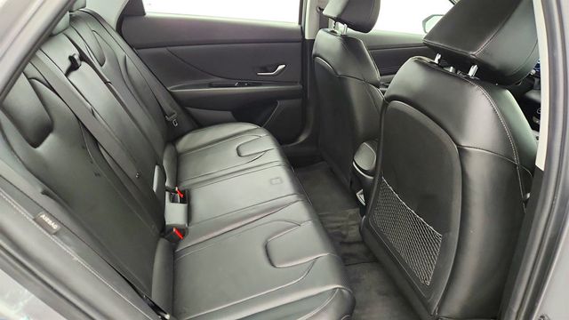 2024 Hyundai Elantra Limited IVT - 22979673 - 23
