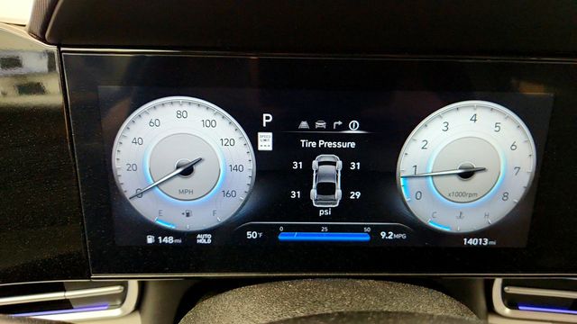 2024 Hyundai Elantra Limited IVT - 23026187 - 14