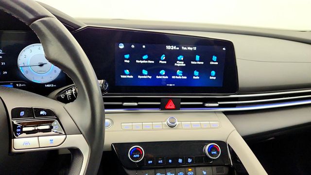 2024 Hyundai Elantra Limited IVT - 23026187 - 17