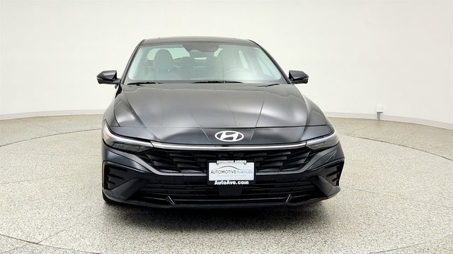 2024 Hyundai Elantra Limited IVT - 23026187 - 1