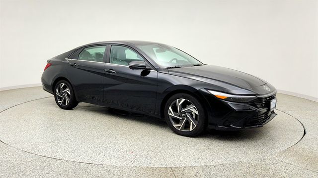 2024 Hyundai Elantra Limited IVT - 23026187 - 2