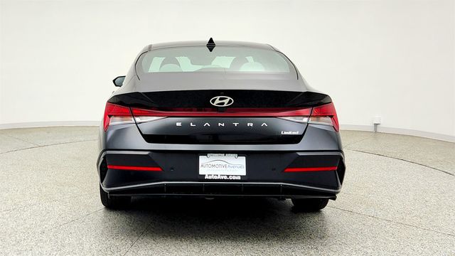 2024 Hyundai Elantra Limited IVT - 23026187 - 5