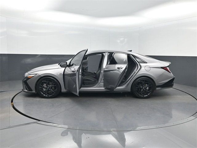 2024 Hyundai Elantra N Line DCT - 22957682 - 39