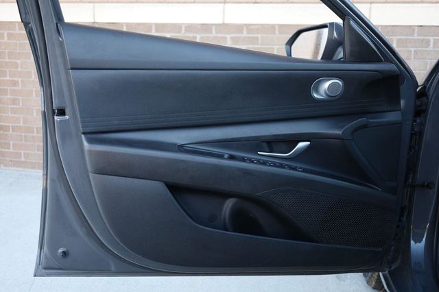 2024 Hyundai Elantra SE - 23093579 - 14