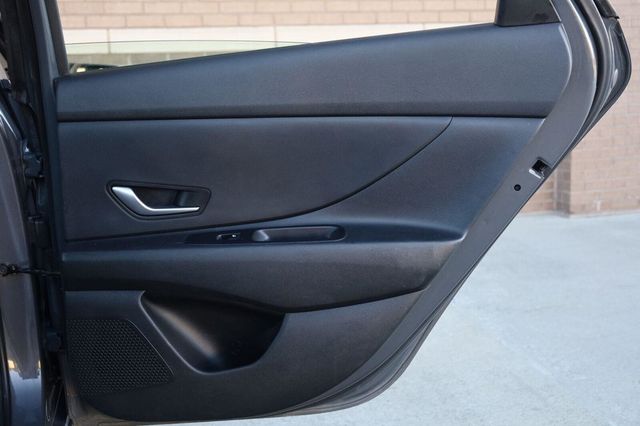2024 Hyundai Elantra SE - 23093579 - 21