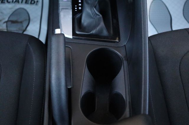2024 Hyundai Elantra SE - 23093579 - 42