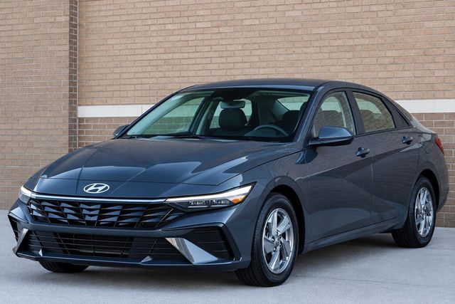 2024 Hyundai Elantra SE - 23093579 - 4