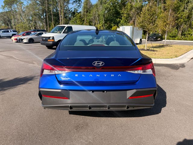 2024 Hyundai Elantra SE - 23072908 - 14