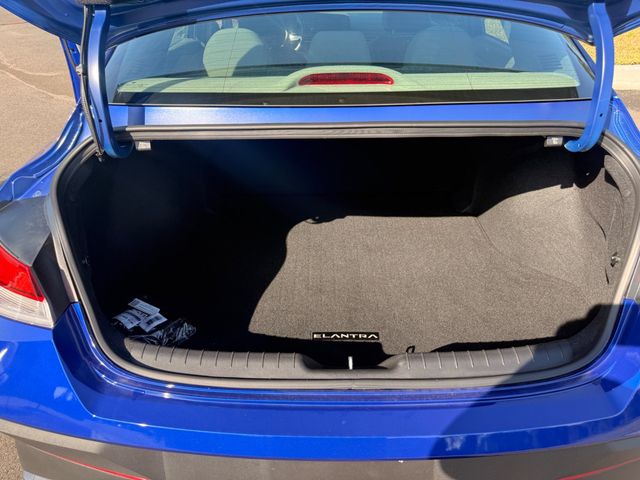2024 Hyundai Elantra SE - 23072908 - 15