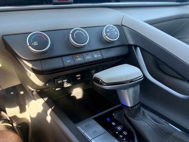 2024 Hyundai Elantra SE - 23072908 - 4