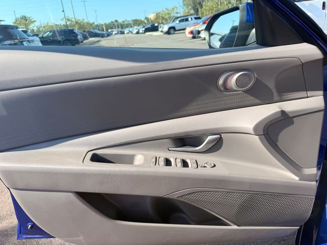 2024 Hyundai Elantra SE - 23072908 - 6