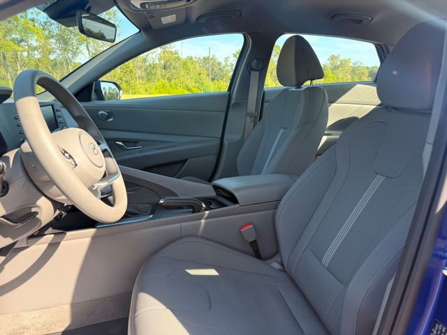 2024 Hyundai Elantra SE - 23072908 - 8