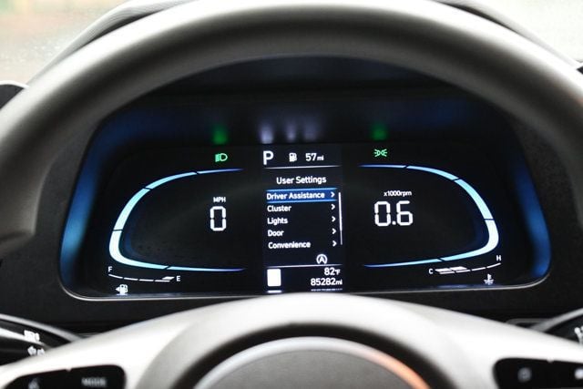 2024 Hyundai Elantra SE IVT - 23043117 - 22