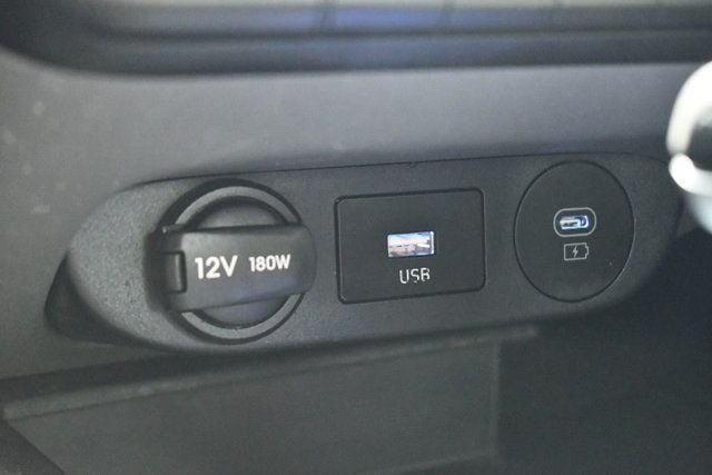 2024 Hyundai Elantra SE IVT - 23043117 - 28