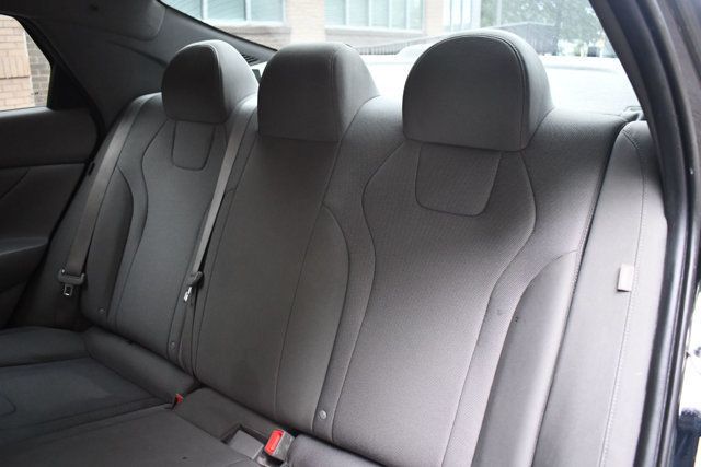 2024 Hyundai Elantra SE IVT - 23043117 - 36
