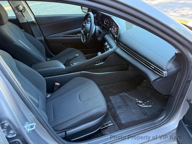 2024 Hyundai Elantra SE IVT - 23035606 - 9
