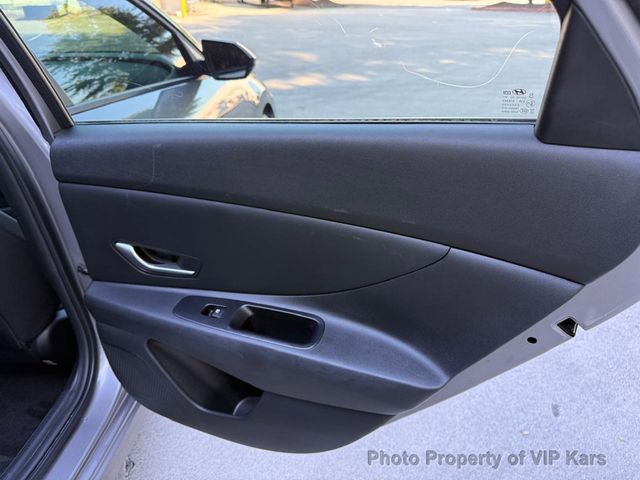 2024 Hyundai Elantra SE IVT - 23035606 - 10